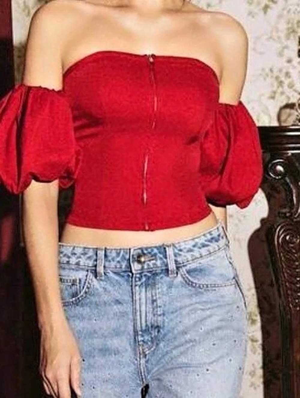 Off-Shoulder Puff Sleeve Crop Top in Red  New size m